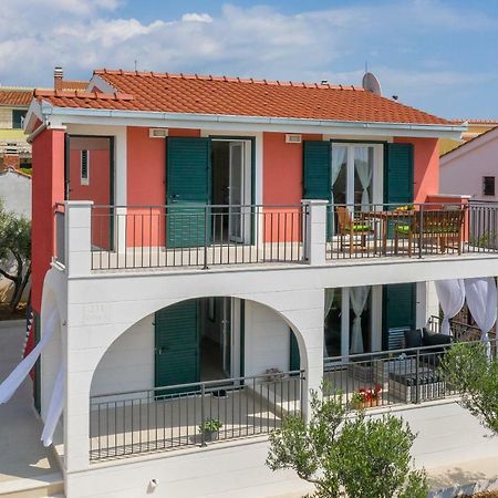 Villa Basic Sevid Dış mekan fotoğraf