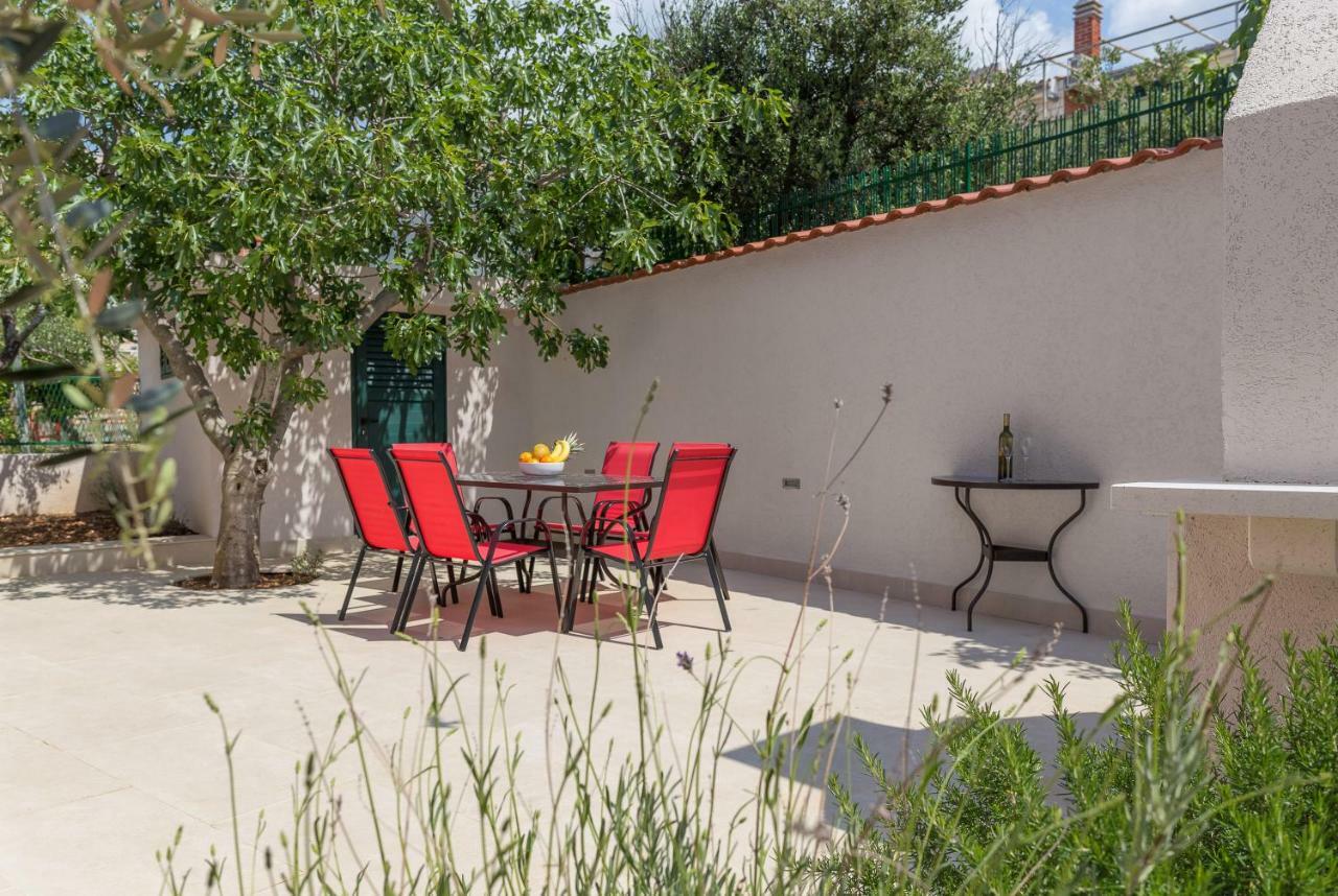 Villa Basic Sevid Dış mekan fotoğraf
